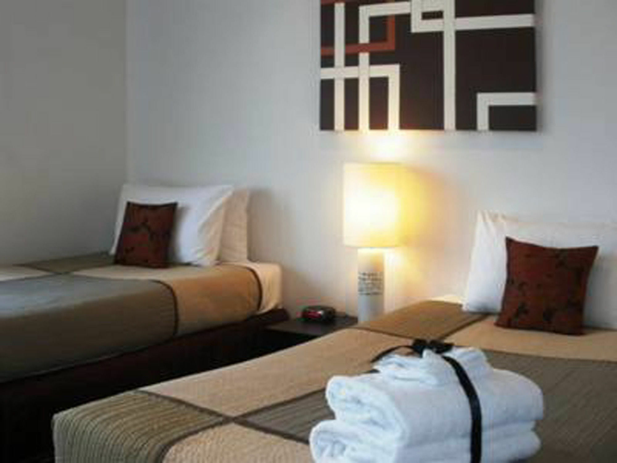 Docklands Executive Apartments - เมลเบิร์น ภายนอก รูปภาพ